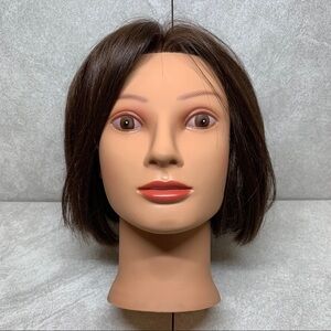Fromm Diane Penelope Mannequin Head short bob hair